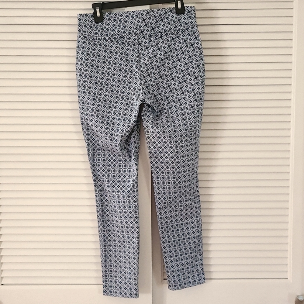 Kenar Skinny Slip On Stretch Ankle Pants. Sz 10 Blues/White Print Decor Zippers - Picture 4 of 9